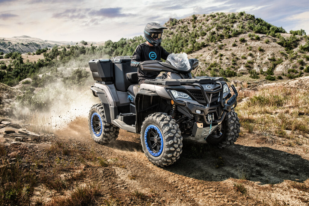 CFMOTO CFORCE 1000 OVERLAND